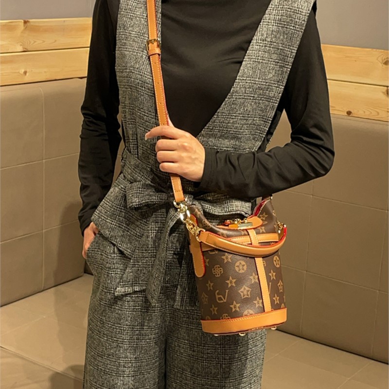 Light Luxury Brand Women's Bag - Women Bags High End Brands ulasan dan harga