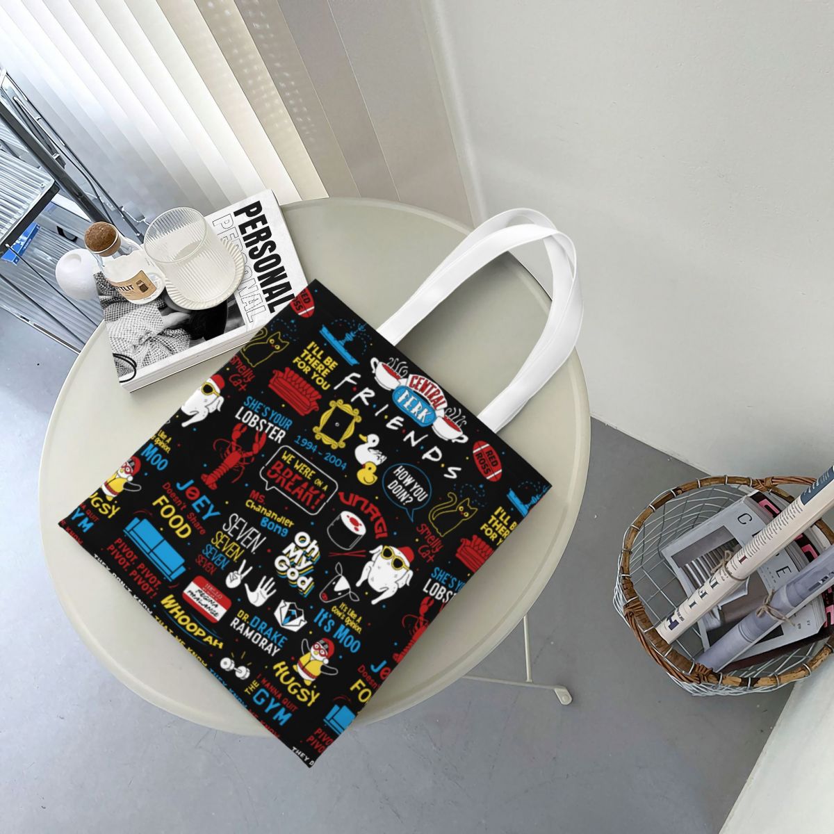 Friends Reunion TV Shows Tote  - Women Bags Ross ulasan dan harga